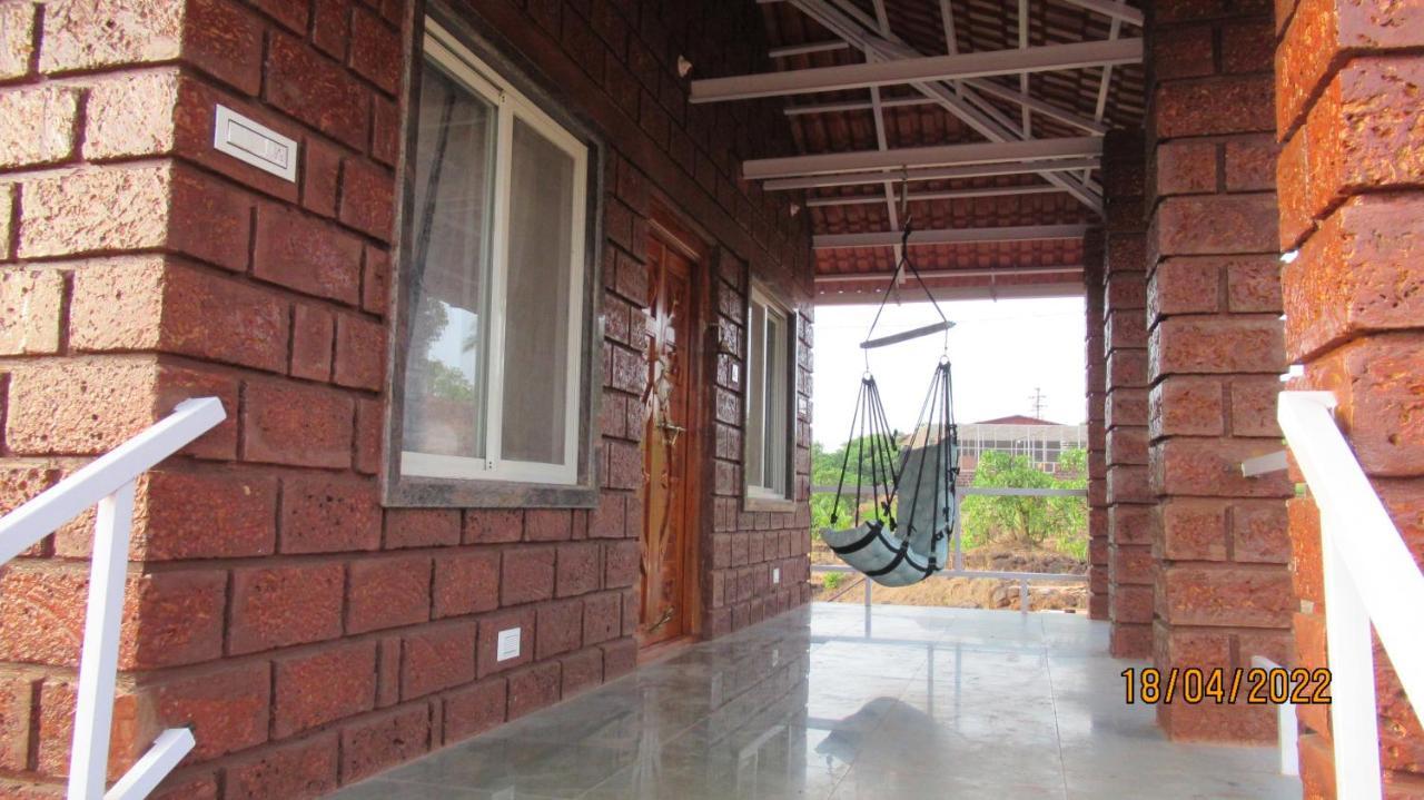 Mars Jungle Adventure Stud Farm With Private Jacuzzi Narsinge Exterior foto