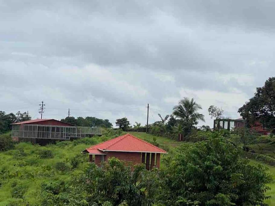Mars Jungle Adventure Stud Farm With Private Jacuzzi Narsinge Exterior foto