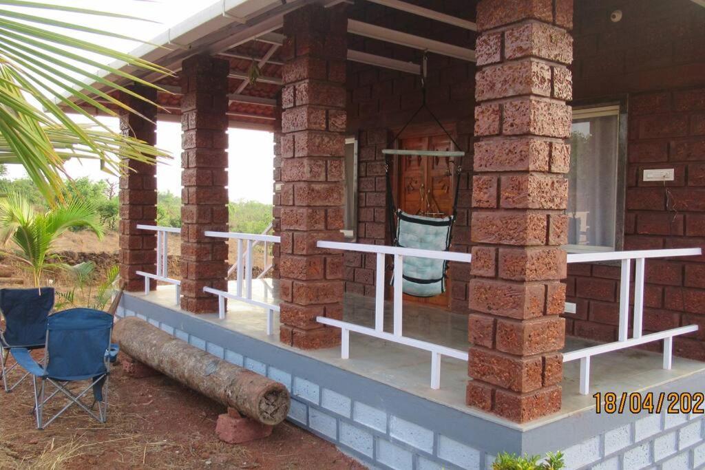 Mars Jungle Adventure Stud Farm With Private Jacuzzi Narsinge Exterior foto
